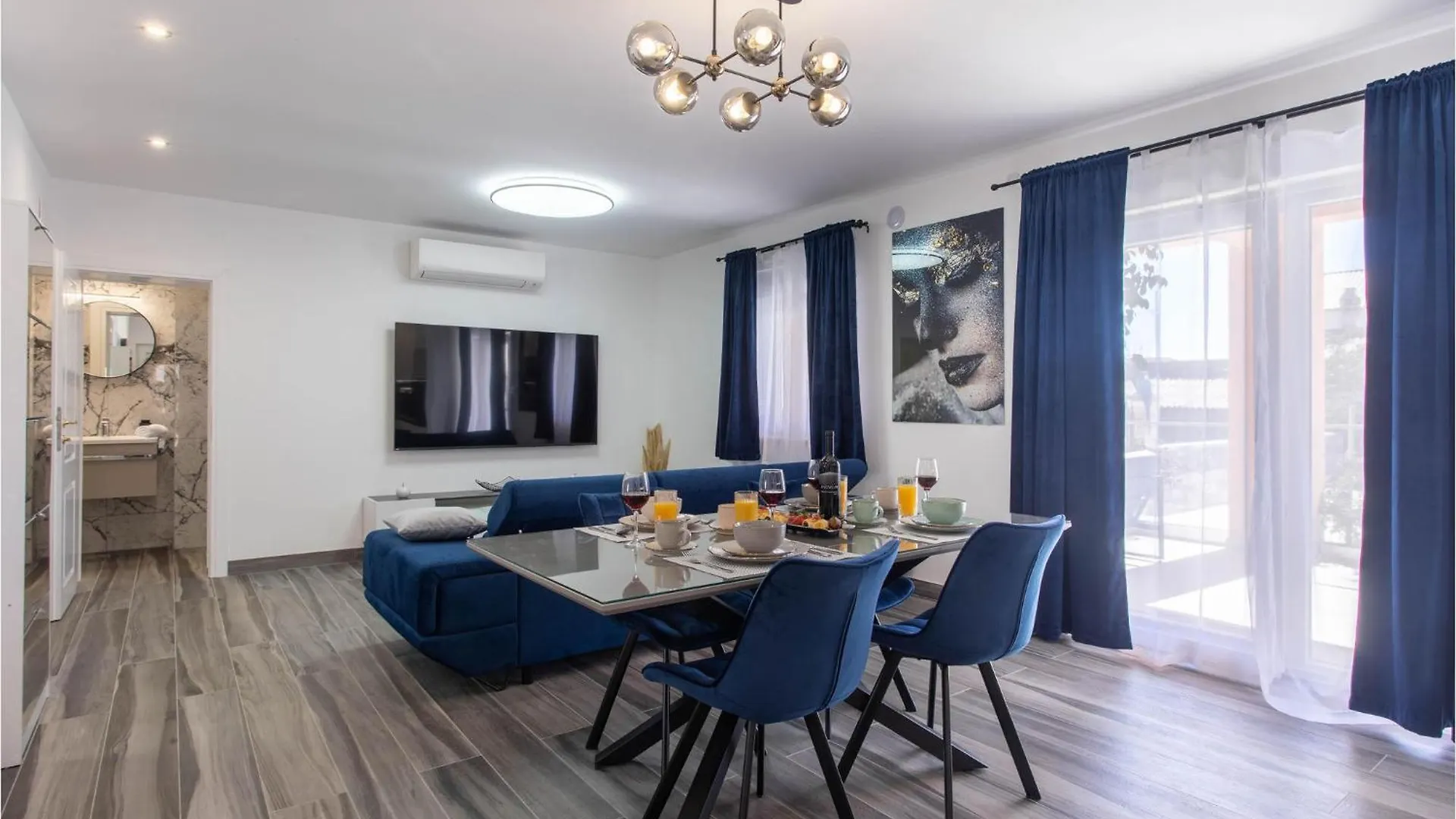 Kaštela Nice Home In Kastel Stari With Outdoor Swimming Pool, Heated Swimming Pool And 4 Bedrooms