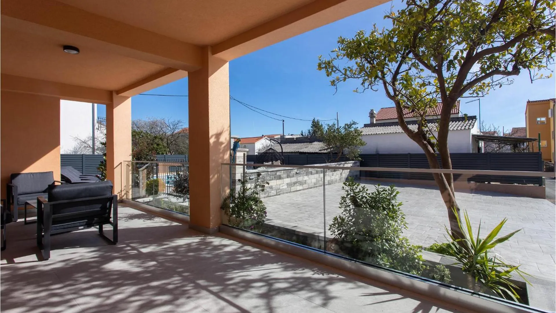 Kaštela Nice Home In Kastel Stari With Outdoor Swimming Pool, Heated Swimming Pool And 4 Bedrooms بيت للعطل