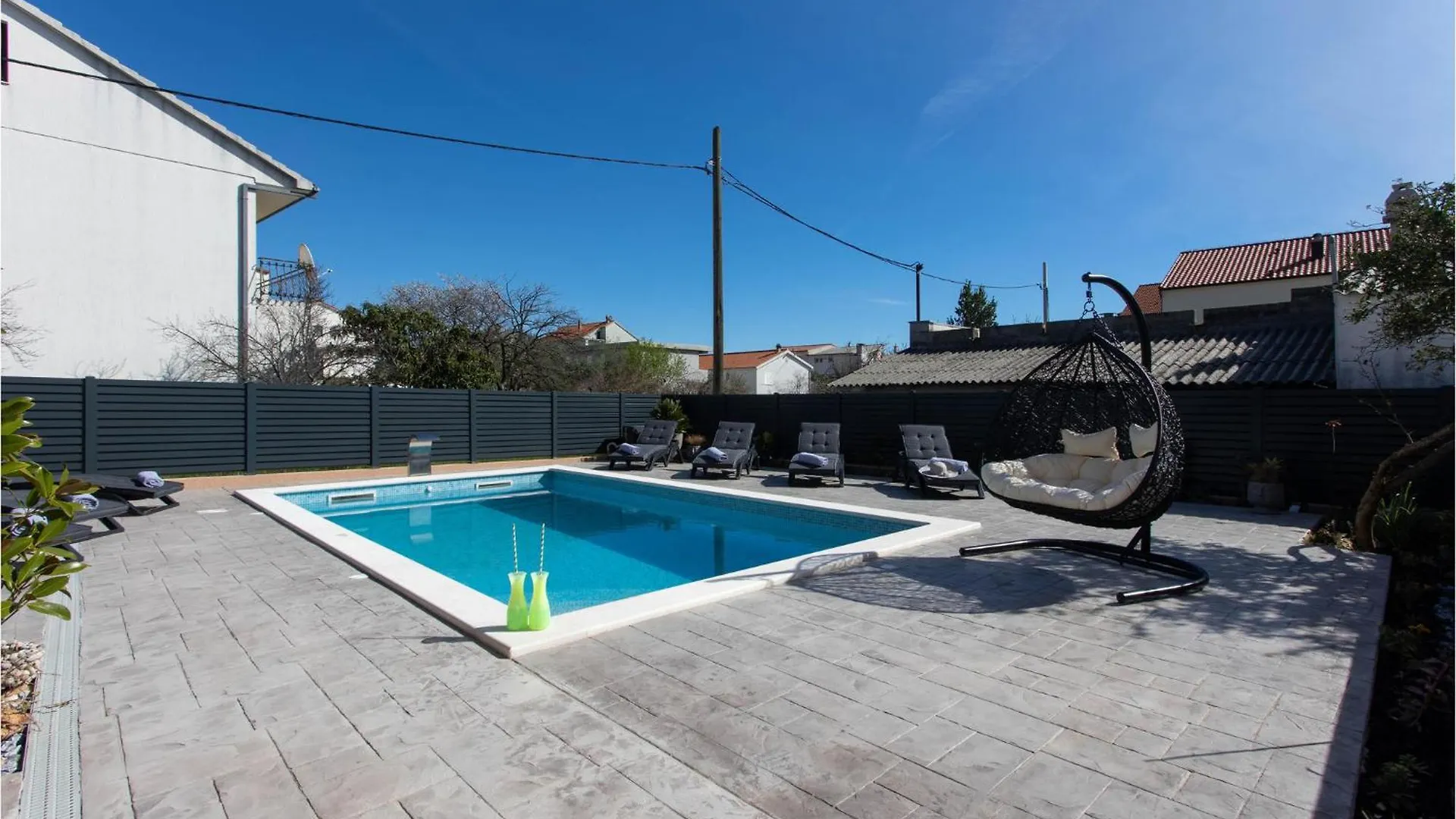 Kaštela Nice Home In Kastel Stari With Outdoor Swimming Pool, Heated Swimming Pool And 4 Bedrooms